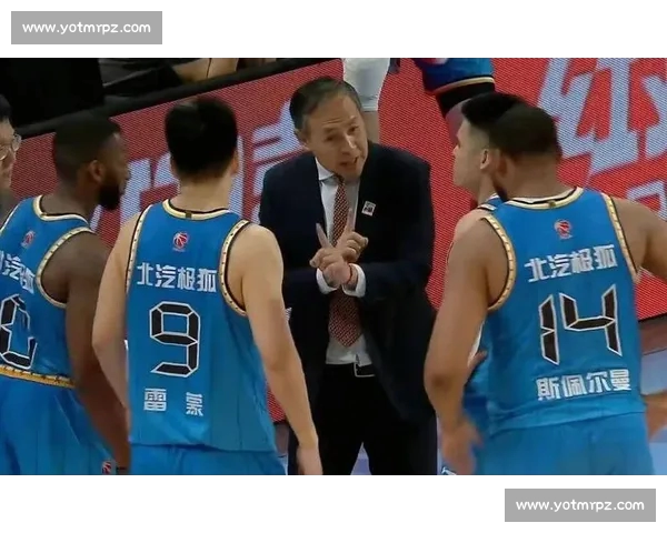 篮球直播网页版：畅享高清实时赛事，轻松追踪比分和球员数据